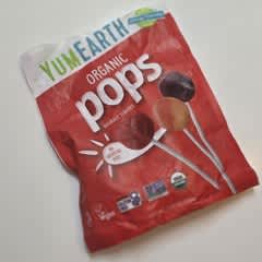 YumEarth Organic Assorted Flavor Lollipops: 50 Individually Wrapped Allergy-Friendly Pops